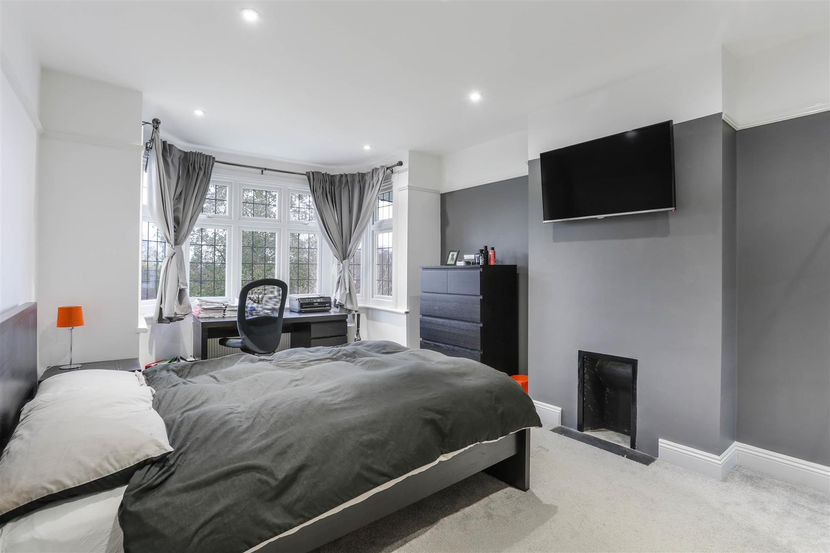 The Warren, Carshalton Beeches Home